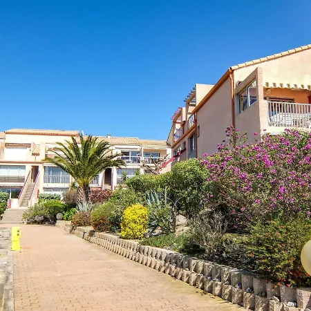 Marinas Du Ponant By Interhome *