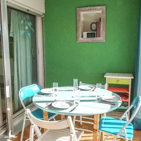 Marinas Du Ponant By Interhome *